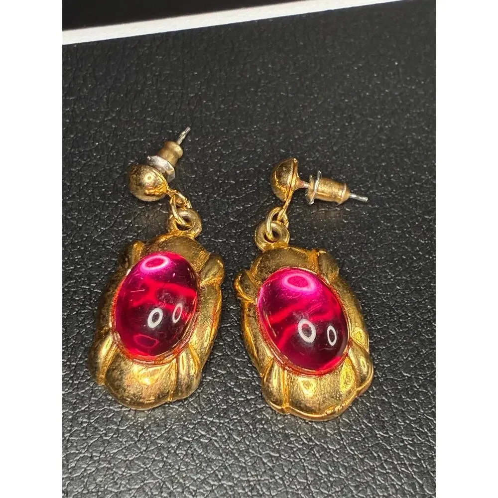 Vintage BB Co Gold Tone Hot Pink Glass Drop Earrings Statement 80s